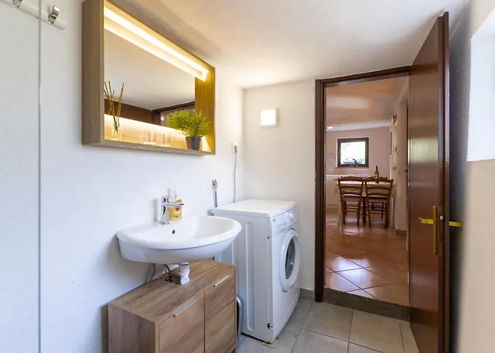 Dado 招待所 波雷奇